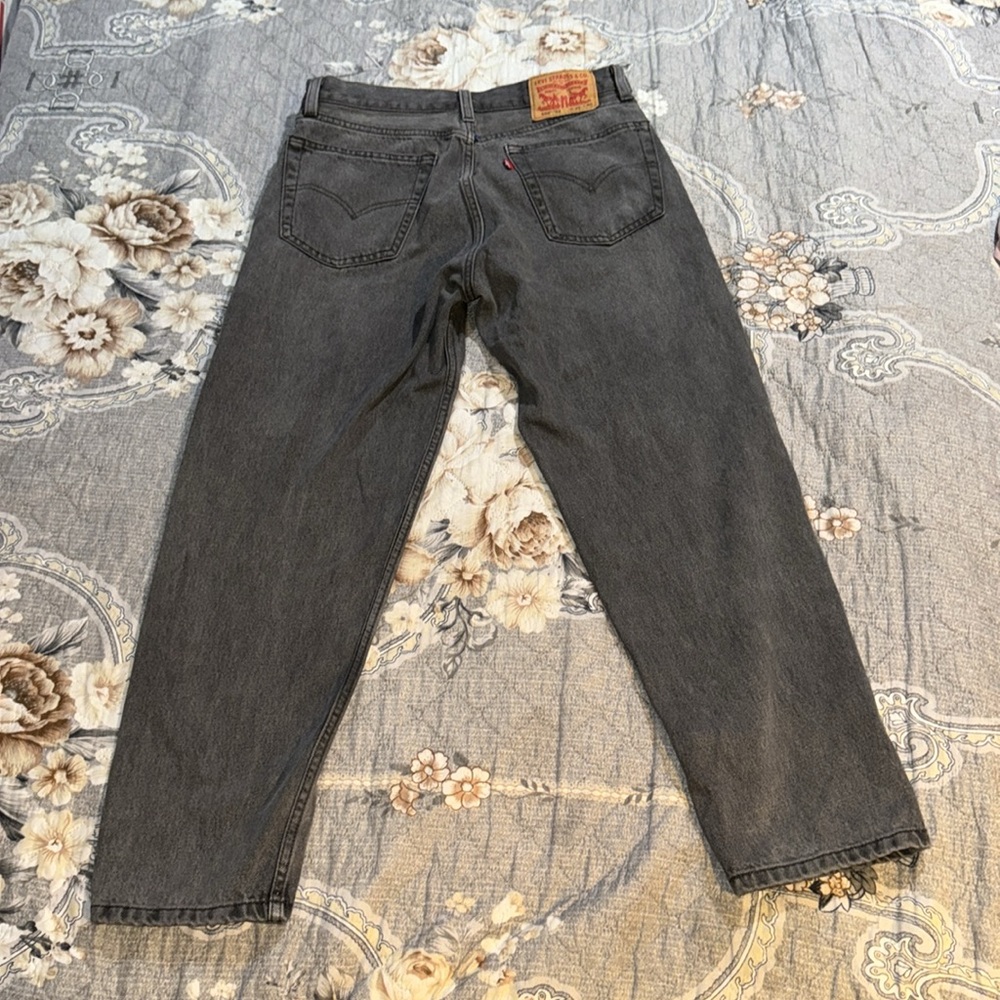 LEVIS JEANS - Picture 6 of 8